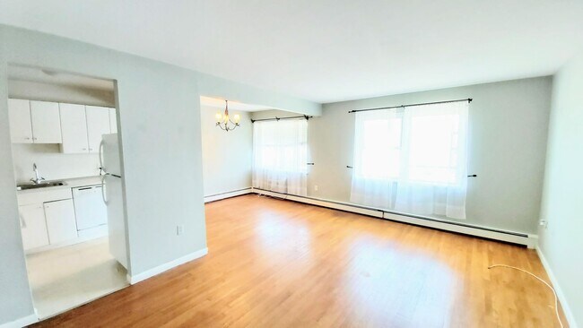 Foto del edificio - Walter Avenue 1 Unit 3