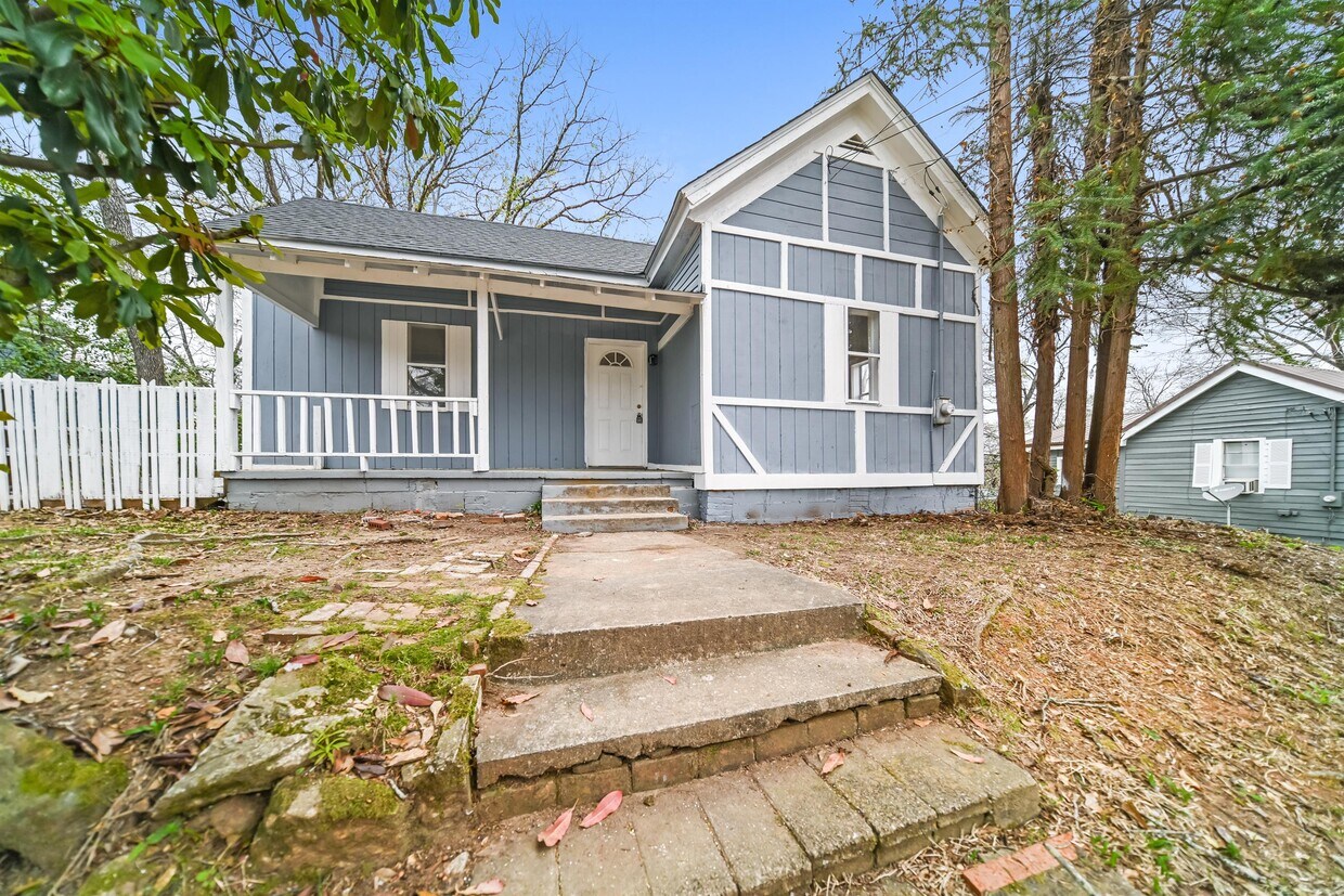 317 N 4th St, Griffin, GA 30223 House Rental in Griffin, GA