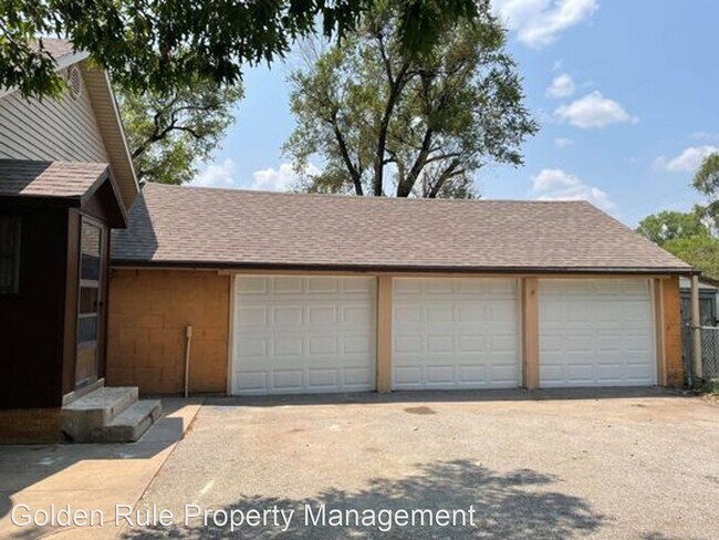 Foto del edificio - 3 br, 2 bath House - 120 E Ave F