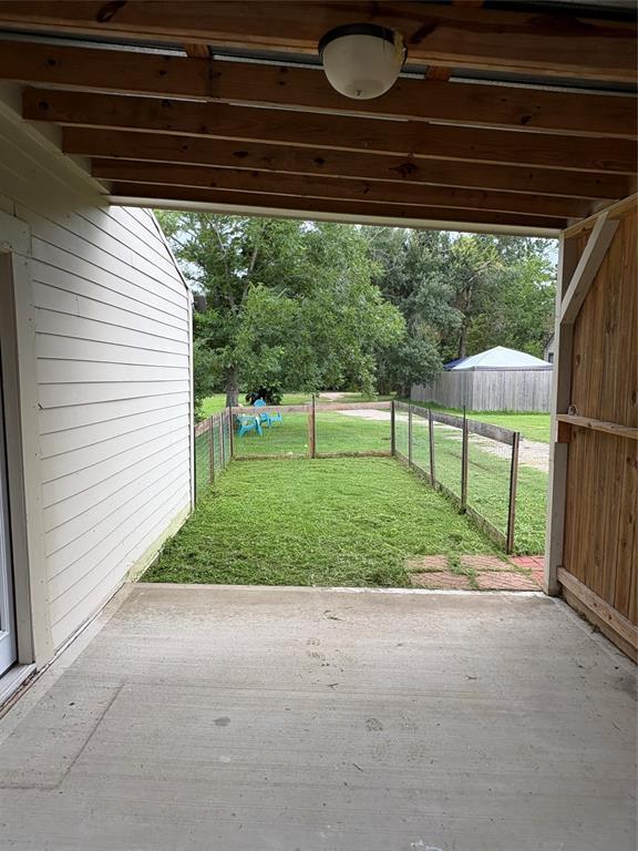 Foto del edificio - 21534 Cedar Ln