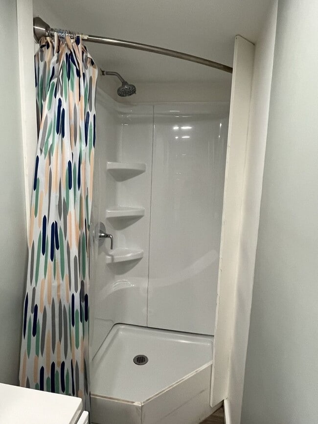 Building Photo - **Move in Special - 50% off first months rent**