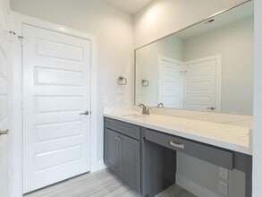 Building Photo - 2808 Grand Fountains Dr