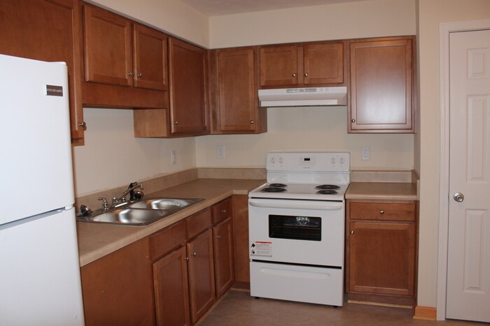 2 Bedroom/2 Bathroom Condo! - 2 Bedroom/2 Bathroom Condo!