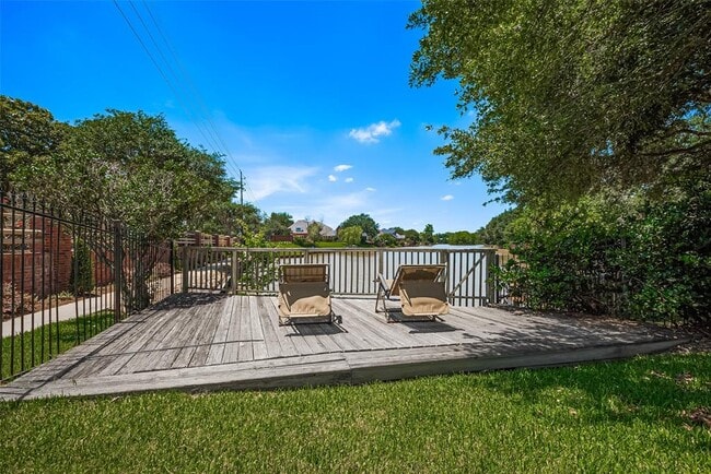 Building Photo - 918 Sandpiper Dr