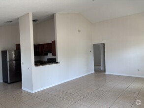 Building Photo - 28 Spring Loop Cir