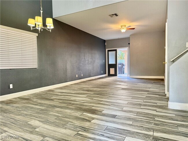 Foto del edificio - 5844 Aimless St