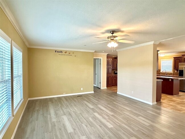 Foto del edificio - 831 Country Club Rd