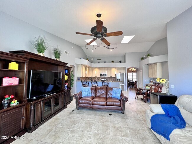 Foto del edificio - 4413 E Desert Trumpet Rd