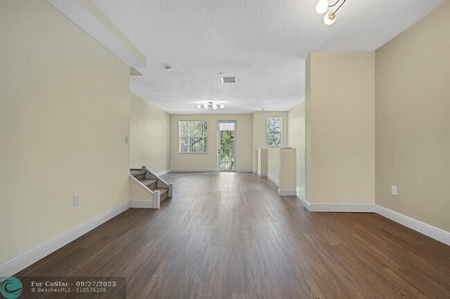 Foto del edificio - 238 SW 14th Ave