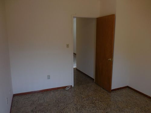 Building Photo - 158 E 107th St