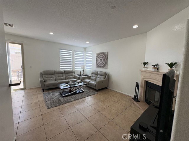 Foto del edificio - 9382 Phoenix Pl