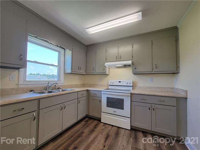Foto principal - 304 Crescent St
