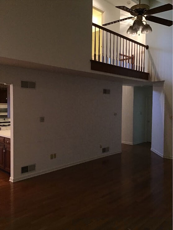 Foto del edificio - 6921 Fairway Oaks