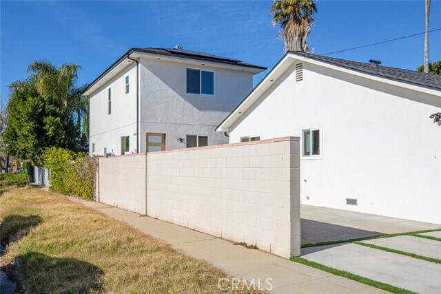 Foto principal - 16809 Hart St