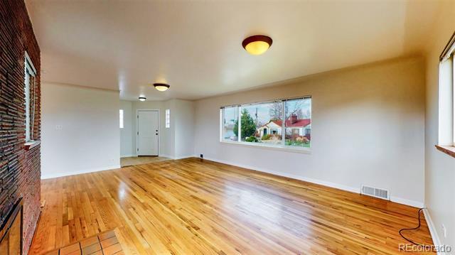 Foto del edificio - 3700 E 30th Ave