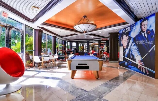 Building Photo - Chateau Mar Golf Resort