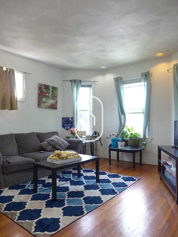 Building Photo - 29 Nantasket Ave