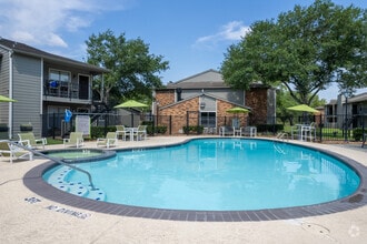 Building Photo - Lodge @ 1550