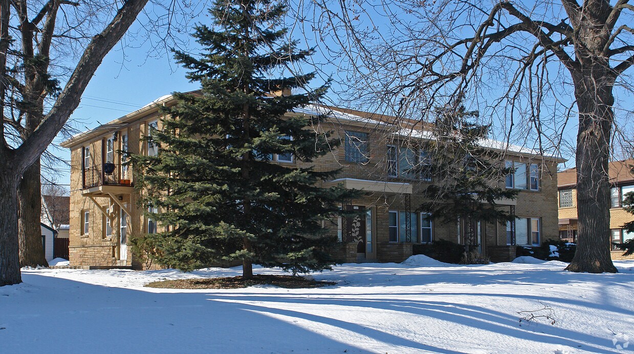 Foto principal - 7147 W Appleton Ave