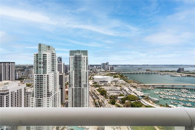 Foto del edificio - 2 br, 2 bath Condo - 50 Biscayne Blvd Apt ...