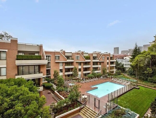 Building Photo - 101 Lombard St