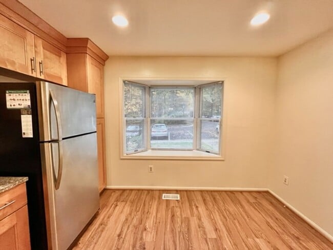 Building Photo - 17120 Briardale Rd