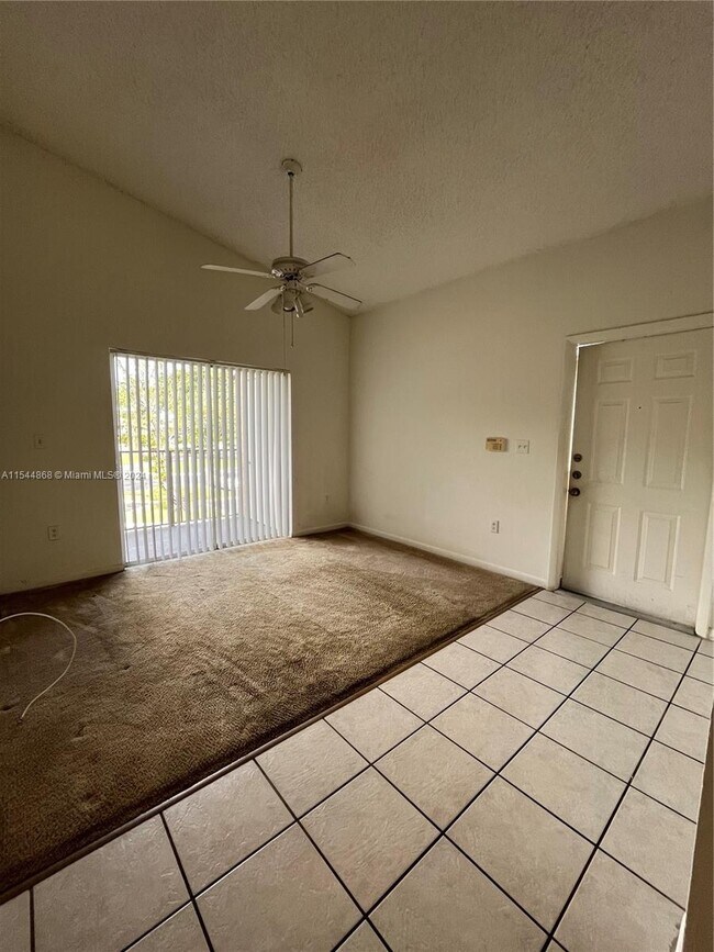 Foto del edificio - 1821 NW 96th Terrace