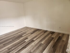Building Photo - 7505 SW 82nd St