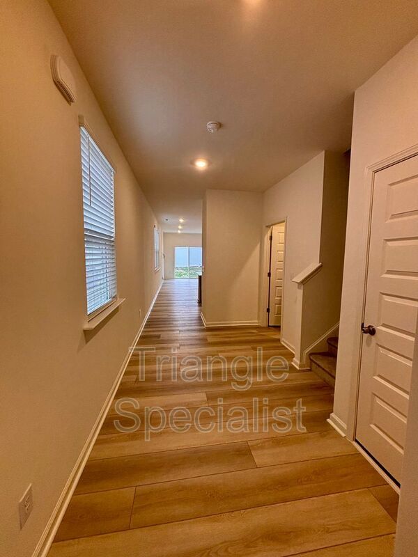Foto del edificio - 10514 Brookside Reserve Rd