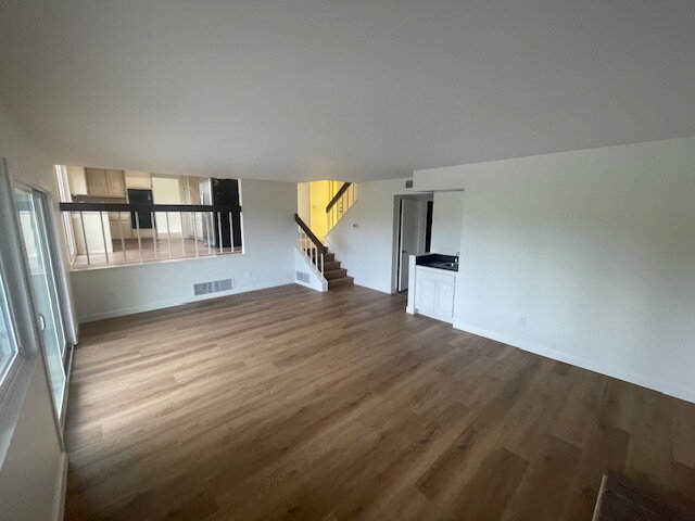 Building Photo - Lovely La Costa 4 Bedroom Home On Quiet Cul-De-Sac