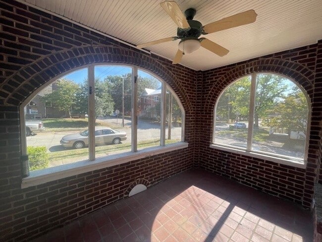 Photo - CHARMING 2 BEDROOM APT NEAR THE LOVELY MARYVILLE COLLEGE CAMPUS!!