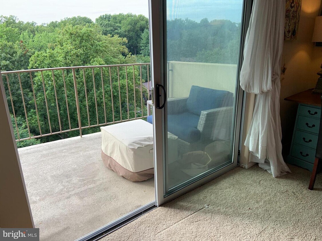 Foto principal - 9039 Sligo Creek Pkwy