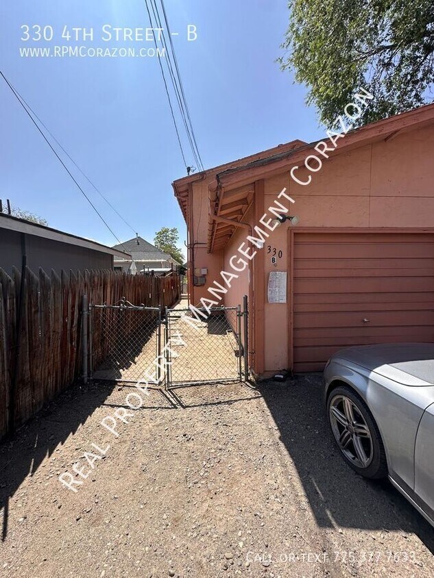 Primary Photo - 330 4th St