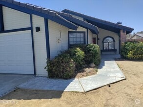 Building Photo - 9932 Sandtrap Ct