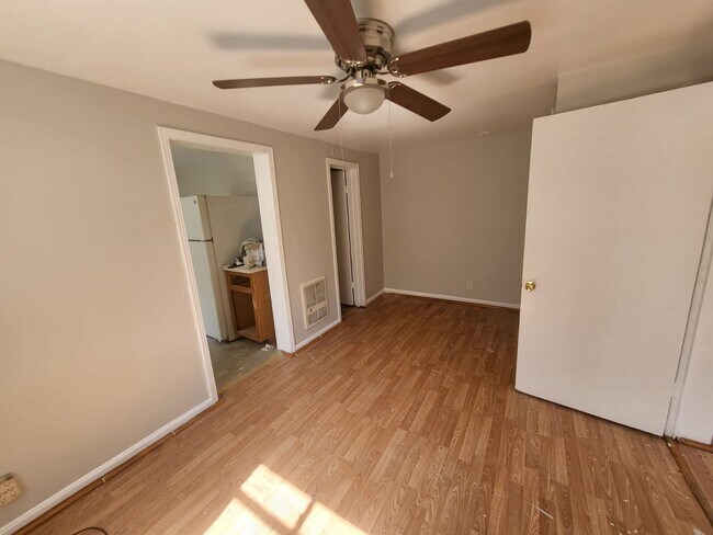 Foto del edificio - 732 Richardson St