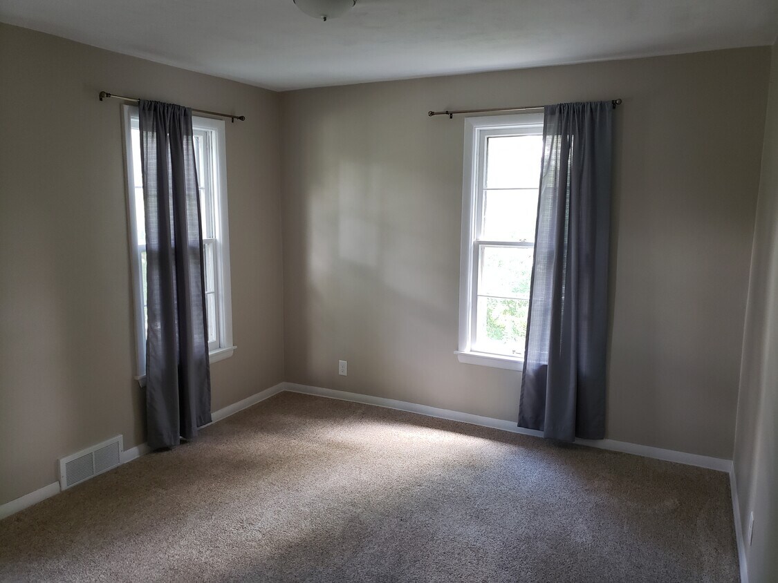 Foto del edificio - 513 W Olin Ave