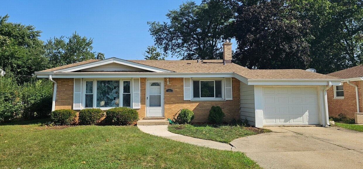 Foto principal - 163 Windsor Ave