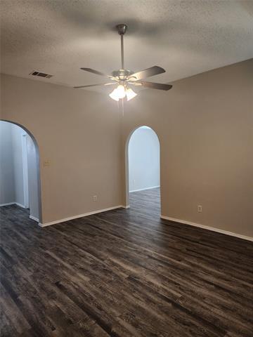 Building Photo - 2517 Woodlark Dr