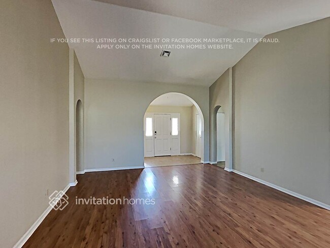 Foto del edificio - 668 E Manor Dr