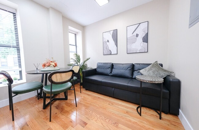 Building Photo - 180 Claremont Ave