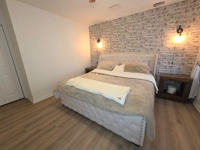 Foto del edificio - 4427 N Lawndale Ave