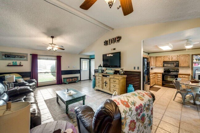 Foto del edificio - 710 Bowie St