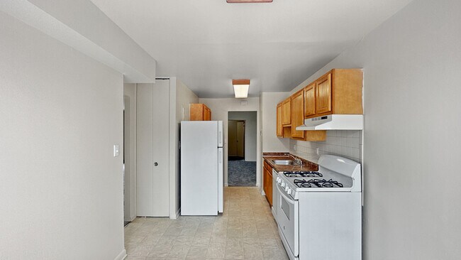 Building Photo - 3569 Laurel Fort Meade Rd