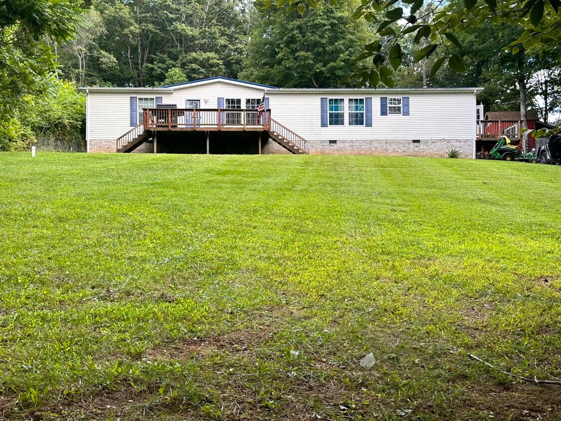 Building Photo - 1544 Davis Valley Rd
