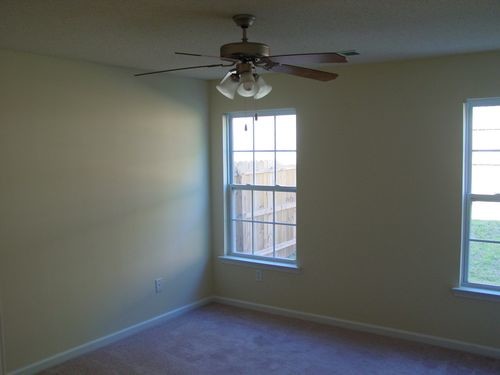 Foto del edificio - 176 Lossie Ln
