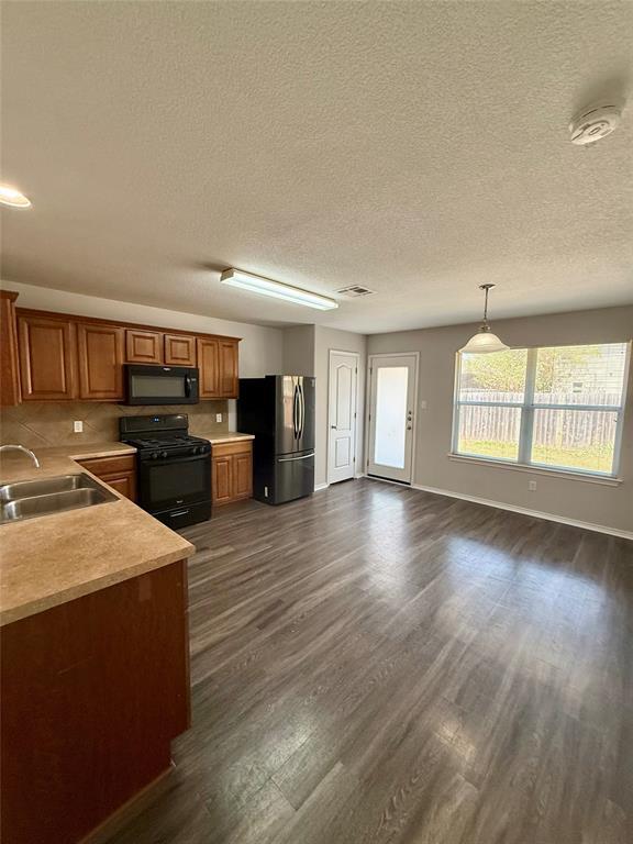 Building Photo - 3302 Etheredge Dr
