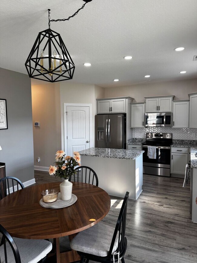 Building Photo - Welcome to Stateside Subdivision!