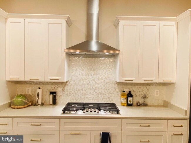 Building Photo - 23603 Hopewell Manor Terrace