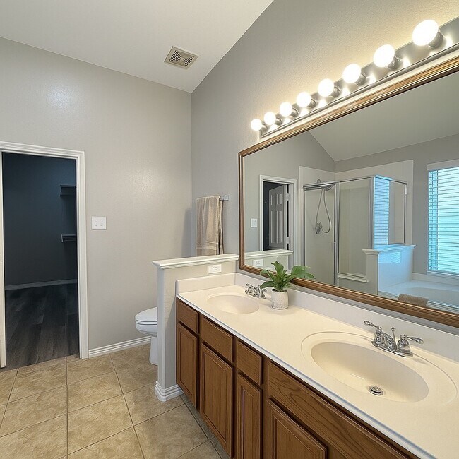 Building Photo - 5907 Yaupon Ridge Dr