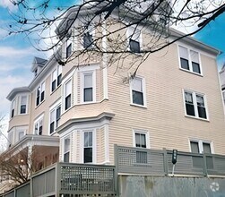 Building Photo - 68 Boylston St